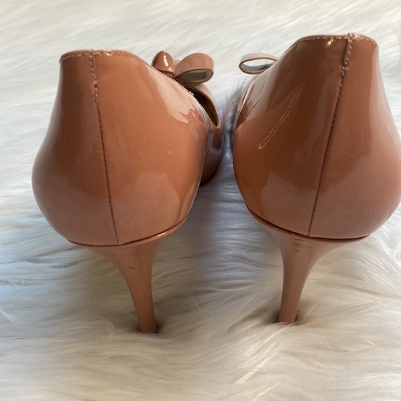 Ann Taylor Charlie Patent Bow Pump, Size 9, Blush Pink - Picture 7 of 15